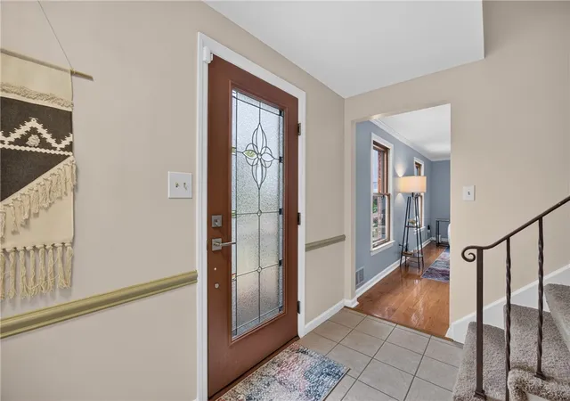 Photo 3 of Single family home for sale at 1024 Surrey Woods Rd, Bethel Park, PA 15102 | MLS# 1773249 | Listing updated on 2026-10-21