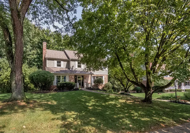 Photo 3 of Single family home for sale at 605 Wiltshire Ct, Marshall, PA 15090 | MLS# 1773305 | Listing updated on 2026-10-21