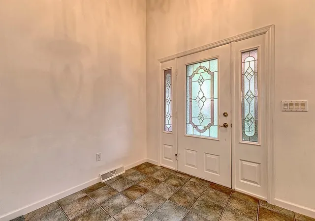 Photo 3 of Single family home for sale at 41 Brookdale Dr, Hempfield Twp, PA 15601 | MLS# 1773309 | Listing updated on 2026-09-12
