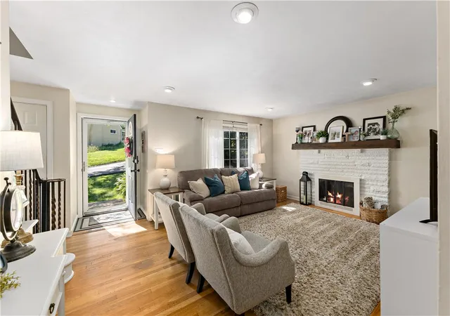 Photo 3 of Sale Pending at 3211 Chalmers Ave, Murrysville, PA 15668 | MLS# 1773191 | Listing updated on 2026-09-13