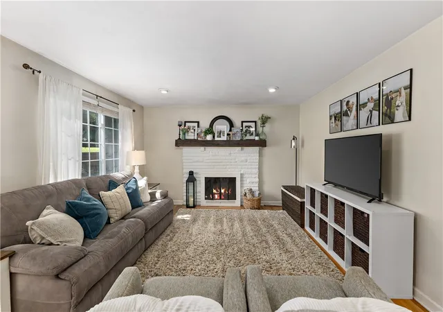 Photo 4 of Sale Pending at 3211 Chalmers Ave, Murrysville, PA 15668 | MLS# 1773191 | Listing updated on 2026-09-13