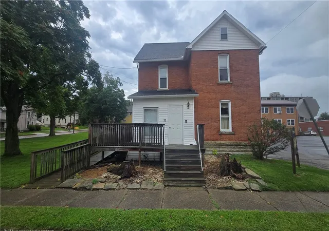 Single family home for sale at 33 N Mercer St, Greenville Boro, PA 16125 | MLS# 1773294