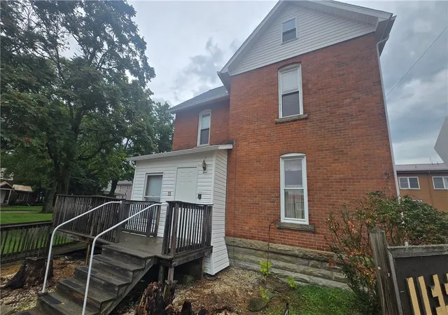 Photo 2 of Single family home for sale at 33 N Mercer St, Greenville Boro, PA 16125 | MLS# 1773294 | Listing updated on 2026-09-07