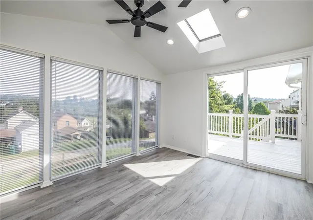 Photo 3 of Single family home for sale at 610 Lincoln Ave, Heidelberg, PA 15106 | MLS# 1773282 | Listing updated on 2026-09-07