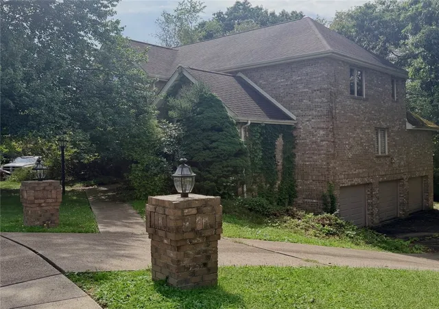 Photo 1 of Single family home for sale at 115 Havenwood Dr, Cranberry Twp, PA 16066 | MLS# 1773329 | Listing updated on 2026-09-14