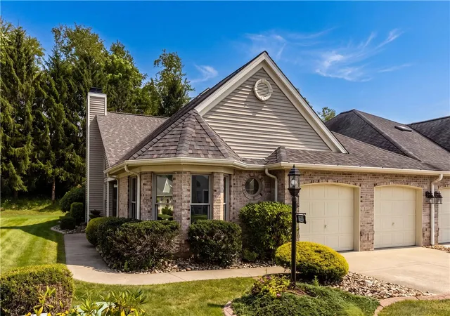 Photo 1 of Condo for sale at 702 Hunt Clb Dr, Hempfield Twp, PA 15601 | MLS# 1773332 | Listing updated on 2026-09-12
