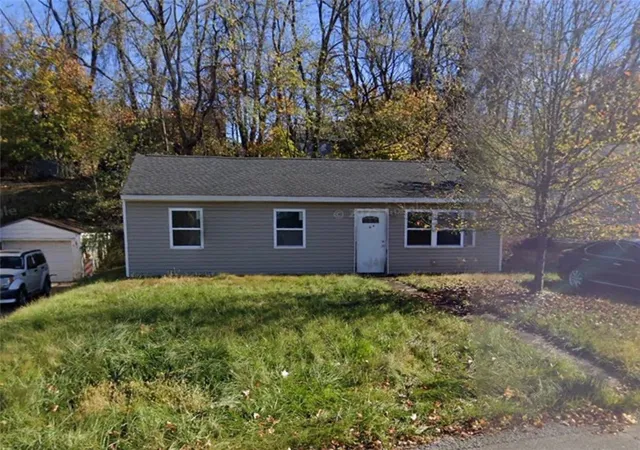 Photo 1 of Single family home for sale at 422 W Carter Dr, N Versailles, PA 15137 | MLS# 1773349 | Listing updated on 2026-10-20