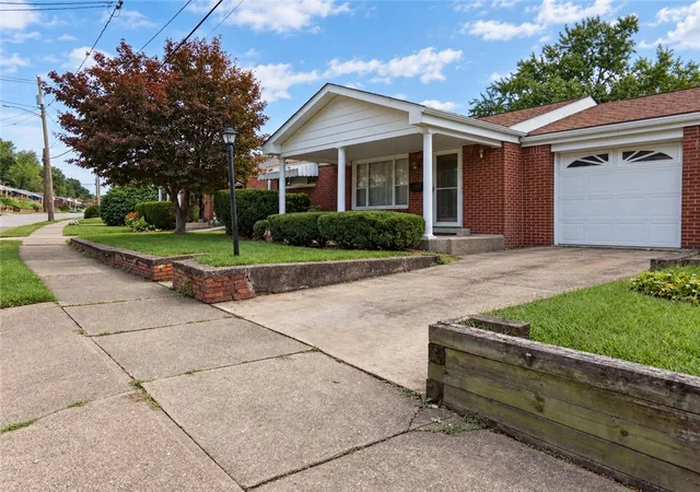 Photo 3 of Single family home for sale at 351 Berry St, Baden, PA 15005 | MLS# 1772201 | Listing updated on 2026-09-12