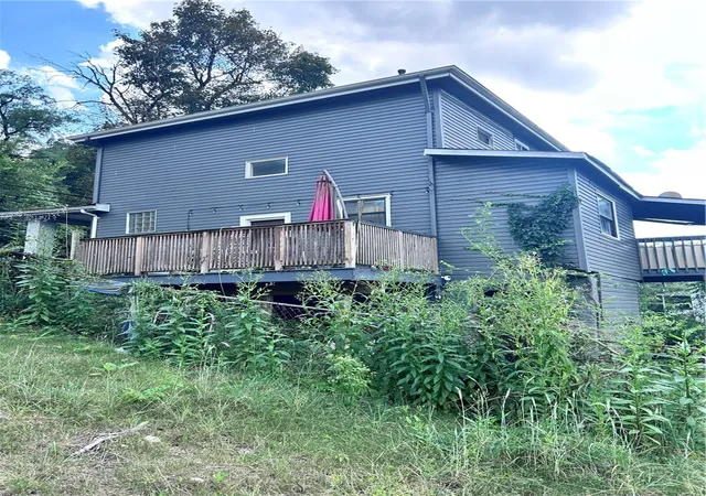 Photo 2 of Single family home for sale at 431 Noblestown Rd, Carnegie, PA 15106 | MLS# 1772795 | Listing updated on 2026-09-10