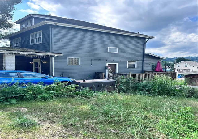 Photo 3 of Single family home for sale at 431 Noblestown Rd, Carnegie, PA 15106 | MLS# 1772795 | Listing updated on 2026-09-10