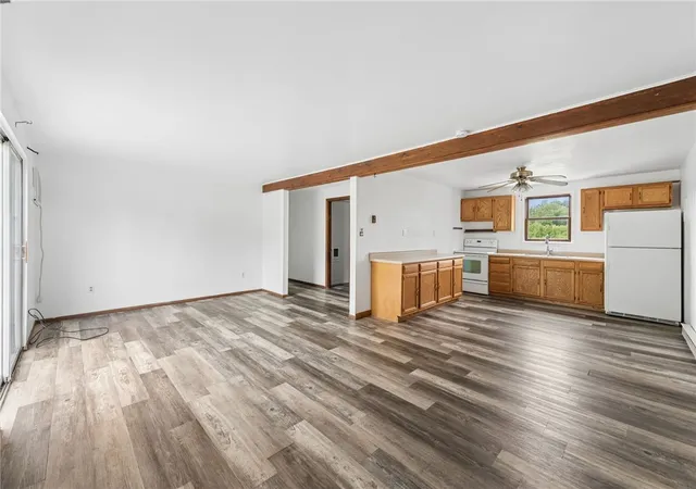Photo 4 of House for sale at 1495 E Beau St, South Strabane, PA 15301 | MLS# 1773364 | Listing updated on 2026-10-07