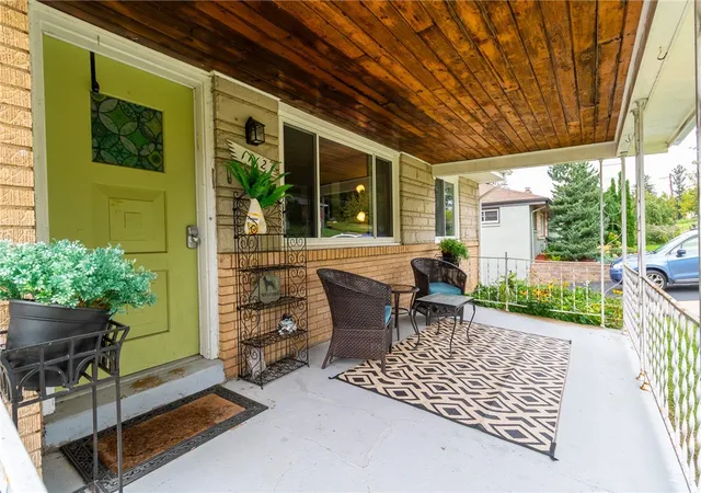 Photo 2 of Single family home for sale at 1112 Logan Rd, Bethel Park, PA 15102 | MLS# 1773223 | Listing updated on 2026-10-20