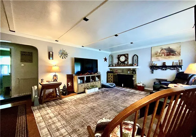 Photo 3 of Single family home for sale at 2544 Leslie Dr, New Kensington, PA 15068 | MLS# 1773382 | Listing updated on 2026-09-19
