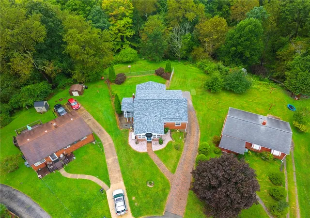 Photo 2 of Single family home for sale at 204 Noel Dr, Monroeville, PA 15146 | MLS# 1773357 | Listing updated on 2026-10-04