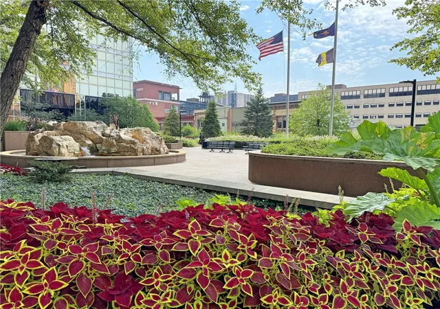Photo 2 of Condo for sale at 112 Washington Pl Chatham Twr #11 E\F, Downtown Pgh, PA 15219 | MLS# 1772885 | Listing updated on 2026-09-12