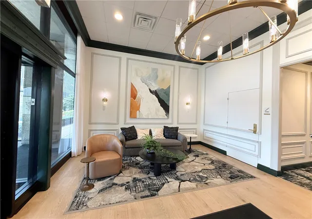 Photo 3 of Condo for sale at 112 Washington Pl Chatham Twr #11 E\F, Downtown Pgh, PA 15219 | MLS# 1772885 | Listing updated on 2026-09-12