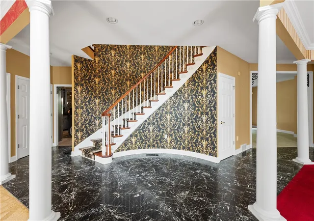 Photo 3 of Sale Pending at 132 Hardwood Dr, Peters Twp, PA 15367 | MLS# 1773376 | Listing updated on 2026-09-17