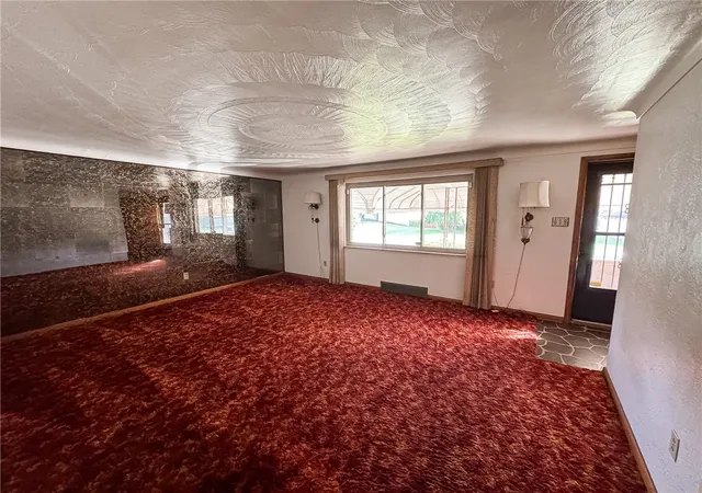 Photo 3 of Single family home for sale at 892 Locust Dr, North Huntingdon, PA 15642 | MLS# 1773073 | Listing updated on 2026-09-10