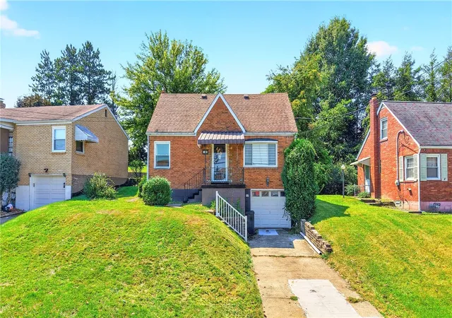 Photo 3 of Sale Pending at 169 Carmella Dr, White Oak, PA 15131 | MLS# 1773408 | Listing updated on 2026-09-09