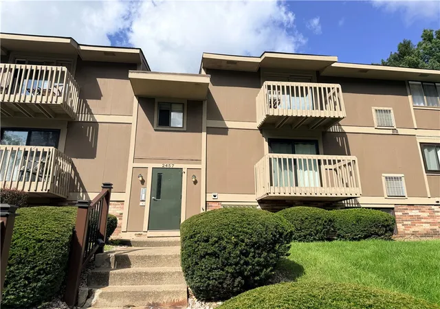 Photo 1 of Condo for sale at 2457 Brk Ledge Rd #32A, Bridgeville, PA 15017 | MLS# 1773124 | Listing updated on 2026-09-11