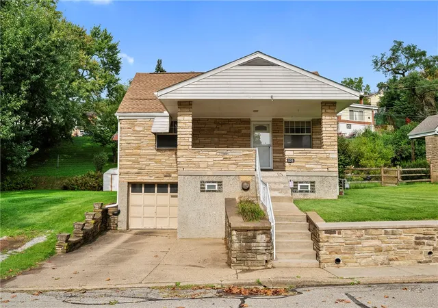 Photo 1 of Single family home for sale at 836 Georgia Ave, Bon Air, PA 15210 | MLS# 1773391 | Listing updated on 2026-09-15