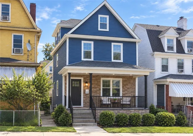 Photo 1 of Single family home for sale at 210 Robinson St, Oakland, PA 15213 | MLS# 1772668 | Listing updated on 2026-09-08