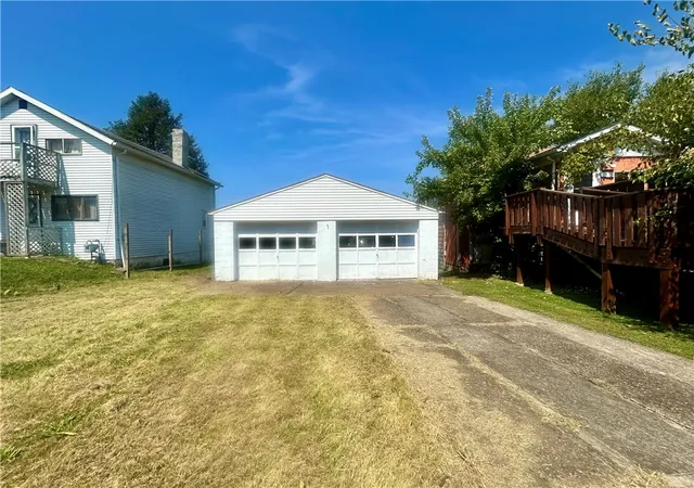 Photo 2 of Single family home for sale at 506 Jefferson Ave, W Brownsville, PA 15417 | MLS# 1773388 | Listing updated on 2026-09-08