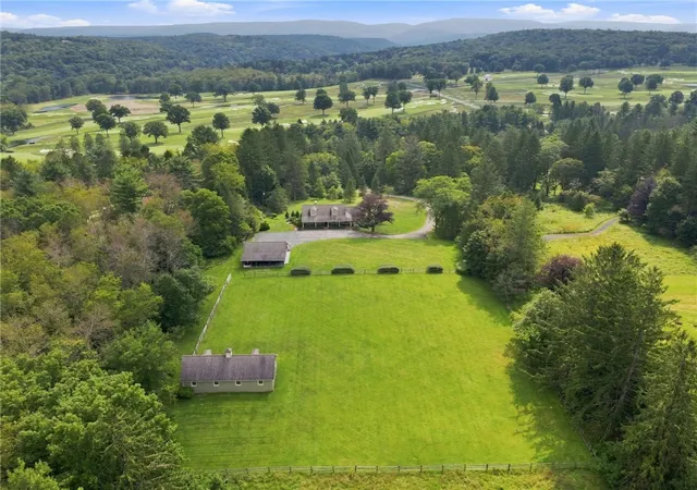 Photo 4 of Single family home for sale at 3161 Route 711, Ligonier Twp, PA 15658 | MLS# 1773453 | Listing updated on 2026-09-09