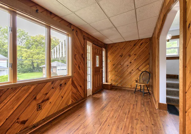 Photo 3 of Single family home for sale at 314 Reamer Ave, Carnegie, PA 15106 | MLS# 1773462 | Listing updated on 2026-09-12