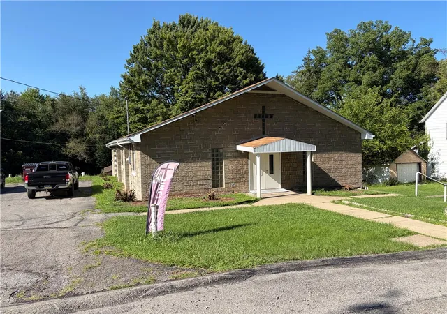 Photo 1 of Sale Pending at 1224 Rebecca St, New Castle, PA 16101 | MLS# 1773427 | Listing updated on 2026-09-08
