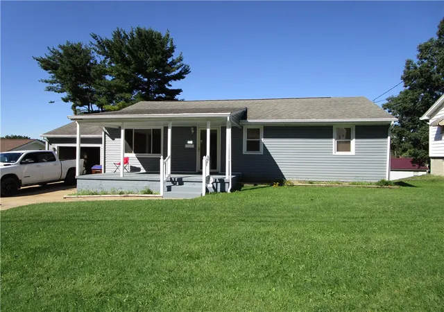 Photo 1 of Single family home for sale at 408 Indiana Ave, Farrell, PA 16121 | MLS# 1773476 | Listing updated on 2026-09-30