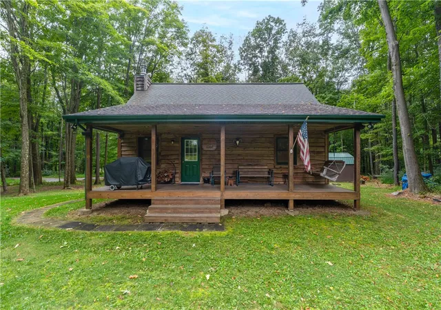 Photo 1 of Single family home for sale at 121 Apple St, Springfield Twp, PA 15469 | MLS# 1773471 | Listing updated on 2026-09-08