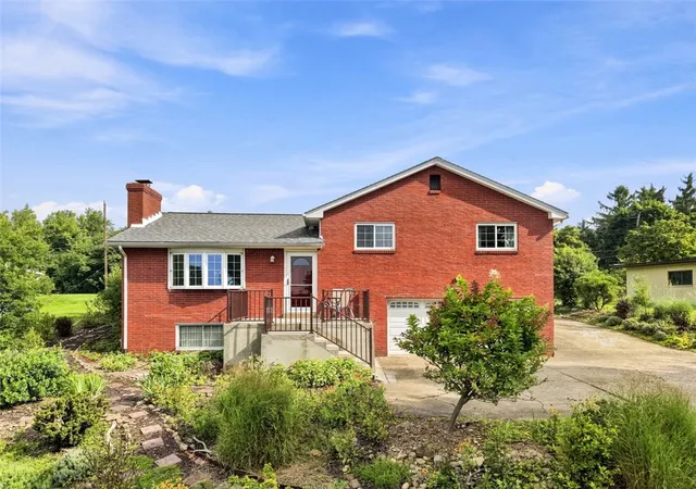 Photo 1 of Single family home for sale at 714 Wible Run Rd, Shaler, PA 15209 | MLS# 1773418 | Listing updated on 2026-09-13