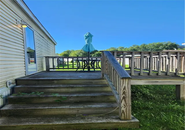 Photo 3 of Manufactured home for sale at 7224 W Market St, Lackawannock Twp, PA 16137 | MLS# 1773466 | Listing updated on 2026-09-09