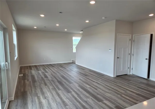 Photo 3 of Single family home for sale at 106 Laurel Hills Dr, Buffalo Twp, PA 16055 | MLS# 1773516 | Listing updated on 2026-09-08
