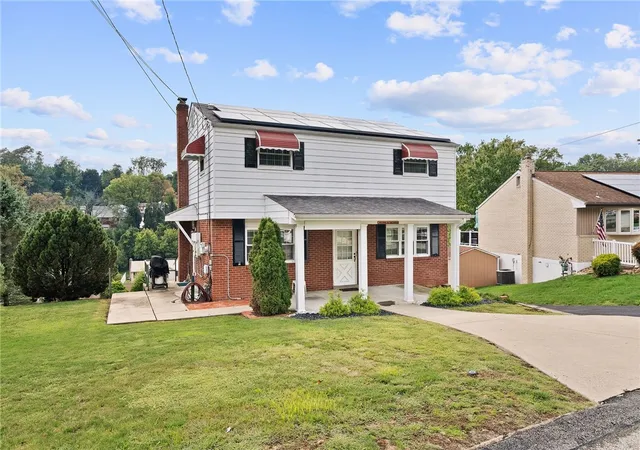 Photo 2 of Single family home for sale at 1048 Kentucky Blue Dr, West Mifflin, PA 15122 | MLS# 1773340 | Listing updated on 2026-09-12