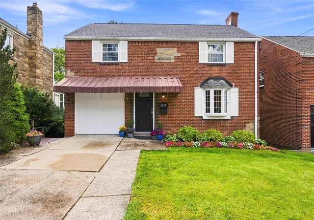 Single family home for sale at 1548 Reamer St, Brookline, PA 15226 | MLS# 1773422