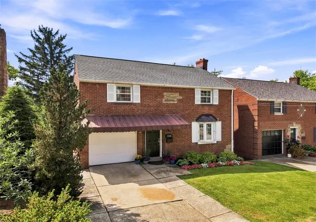Photo 3 of Single family home for sale at 1548 Reamer St, Brookline, PA 15226 | MLS# 1773422 | Listing updated on 2026-09-12