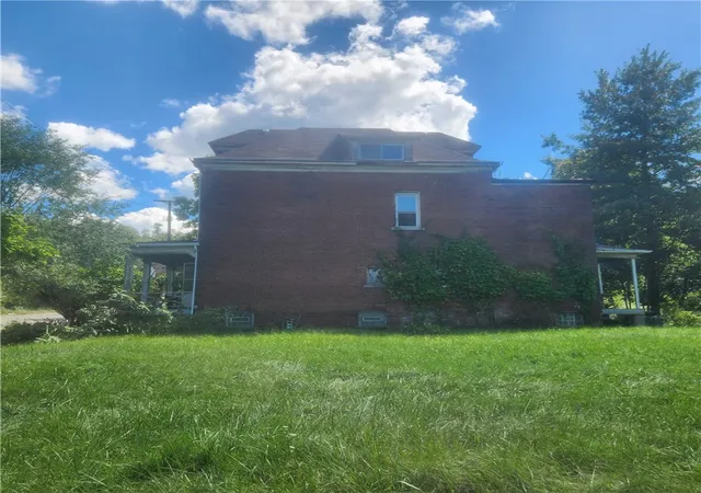 Photo 3 of Single family home for sale at 7938 Tioga, Homewood Brushton, PA 15208 | MLS# 1773485 | Listing updated on 2026-09-17