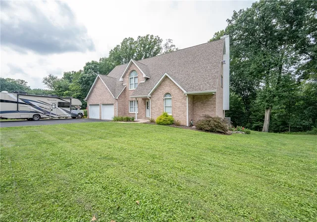 Photo 3 of Single family home for sale at 121 Johnson Rd, Unity  Twp, PA 15601 | MLS# 1773296 | Listing updated on 2026-09-14