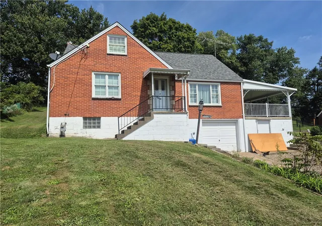 Photo 1 of Single family home for sale at 10877 Old Trl Rd, Irwin, PA 15642 | MLS# 1773545 | Listing updated on 2026-09-20