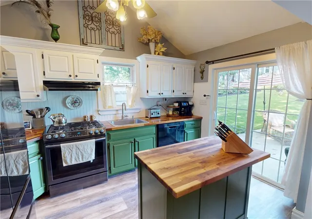 Photo 3 of Single family home for sale at 253 Chicora Rd, Twp Of But Ne, PA 16001 | MLS# 1773533 | Listing updated on 2026-10-03