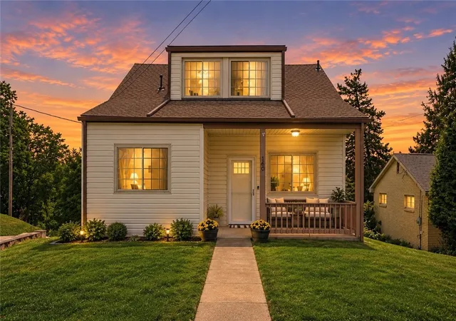 Photo 1 of Single family home for sale at 160 Renfer St, Ross Twp, PA 15237 | MLS# 1773550 | Listing updated on 2026-09-08