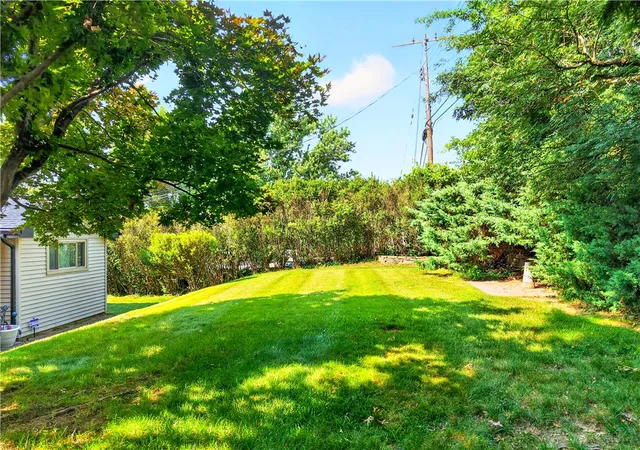 Photo 3 of Single family home for sale at 5032 Azalea Dr, Whitehall, PA 15236 | MLS# 1773488 | Listing updated on 2026-09-12
