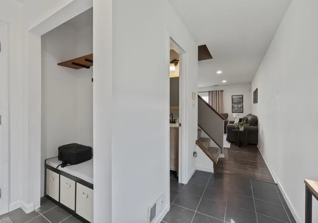 Photo 3 of Townhouse for sale at 70 New London, Oakmont, PA 15139 | MLS# 1773557 | Listing updated on 2026-10-04