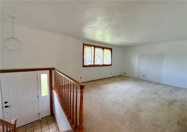 Photo 4 of Single family home for sale at 5 Fairlawn Blvd, Zelienople Boro, PA 16063 | MLS# 1773474 | Listing updated on 2026-09-09