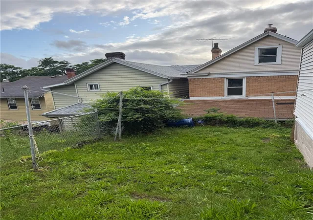 Photo 38 of Single family home for sale at 103 Westwood St, Mt Washington, PA 15211 | MLS# 1773598 | Listing updated on 2026-09-09