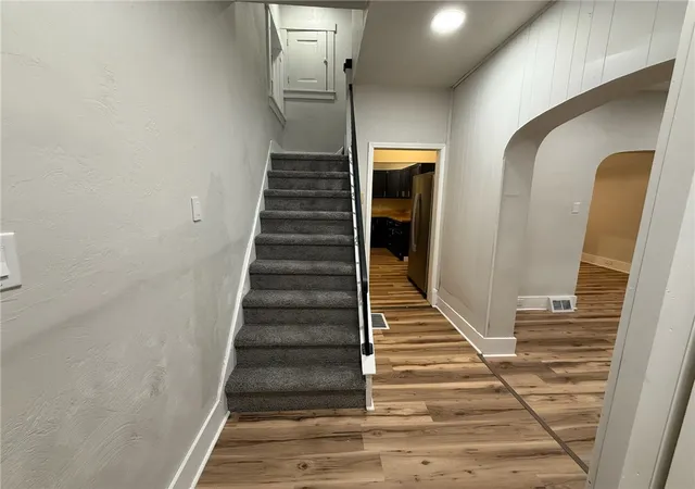 Photo 3 of Single family home for sale at 103 Westwood St, Mt Washington, PA 15211 | MLS# 1773598 | Listing updated on 2026-09-09