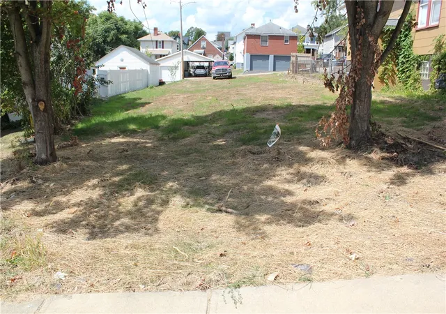 Land for sale at 165 E Katherine Ave, City of Washington, PA 15301 | MLS# 1773584