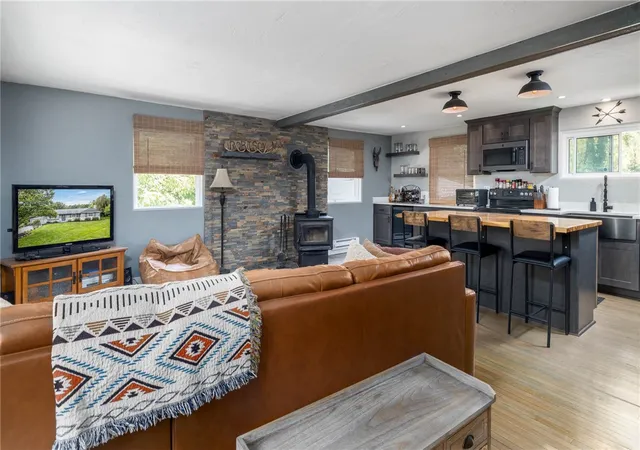 Photo 4 of Single family home for sale at 1420 Reissing Rd, Mc Donald, PA 15057 | MLS# 1773432 | Listing updated on 2026-09-13